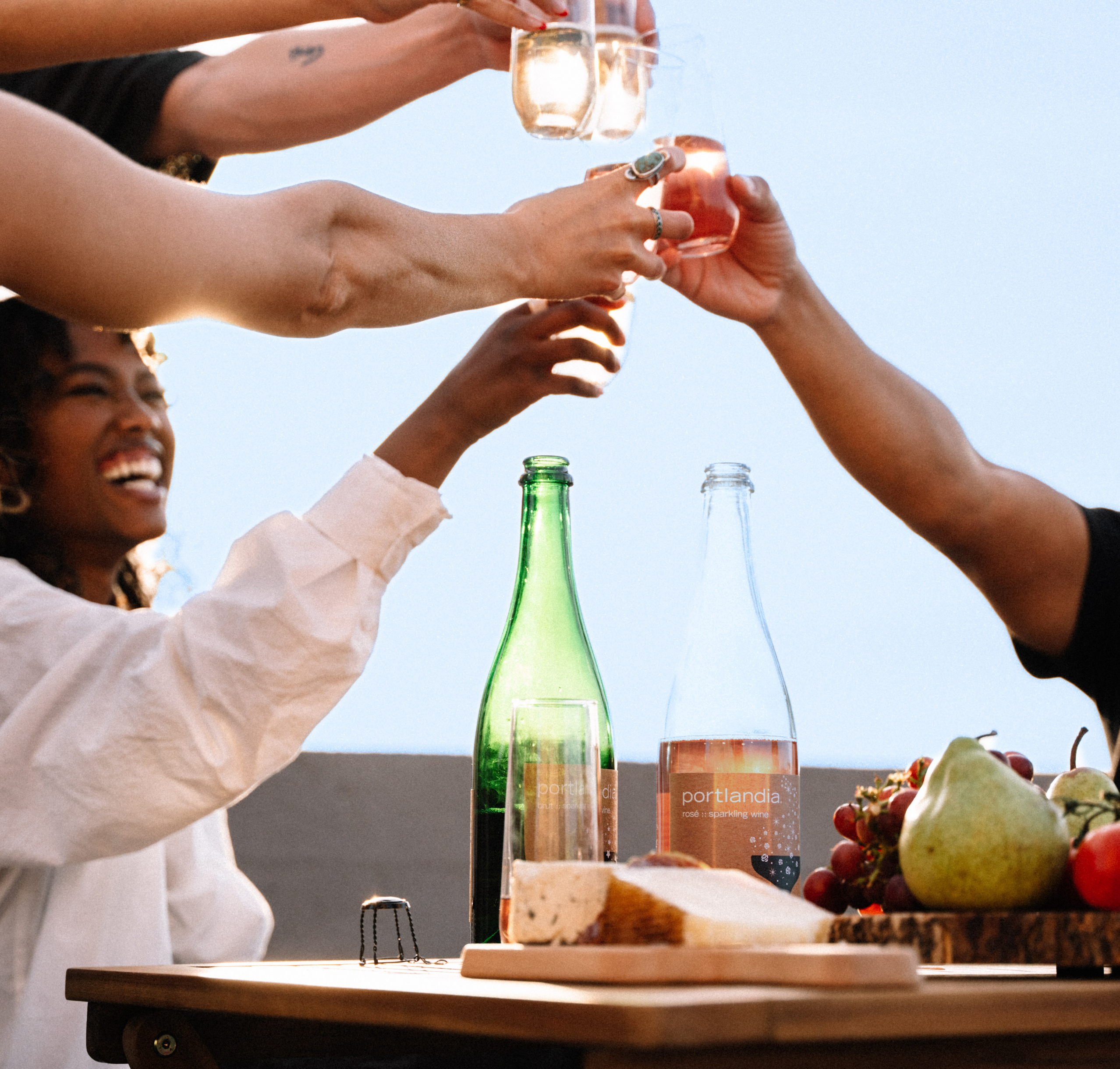 crush club wines - cheers with portlandia sparkling wines
